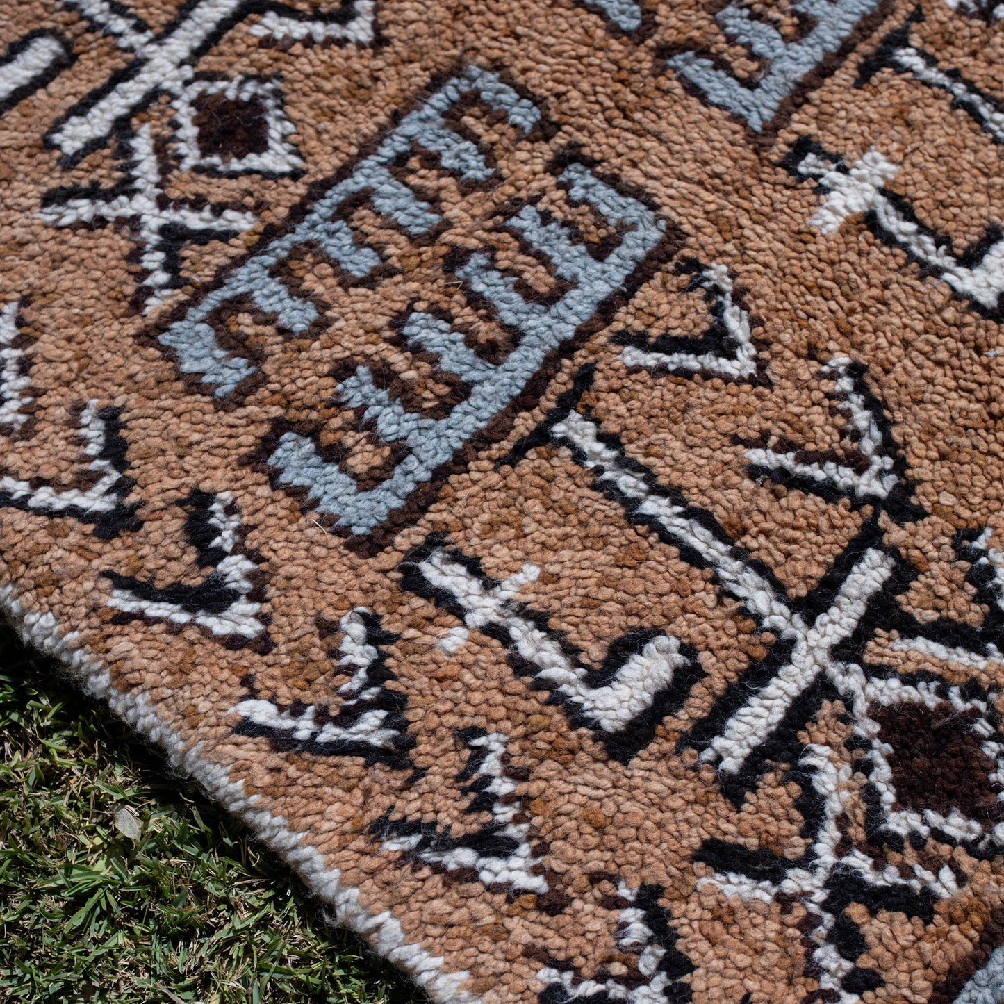 Brown Azilal Rug – Authentic Handmade Moroccan Wool Carpet with Natural Dyes