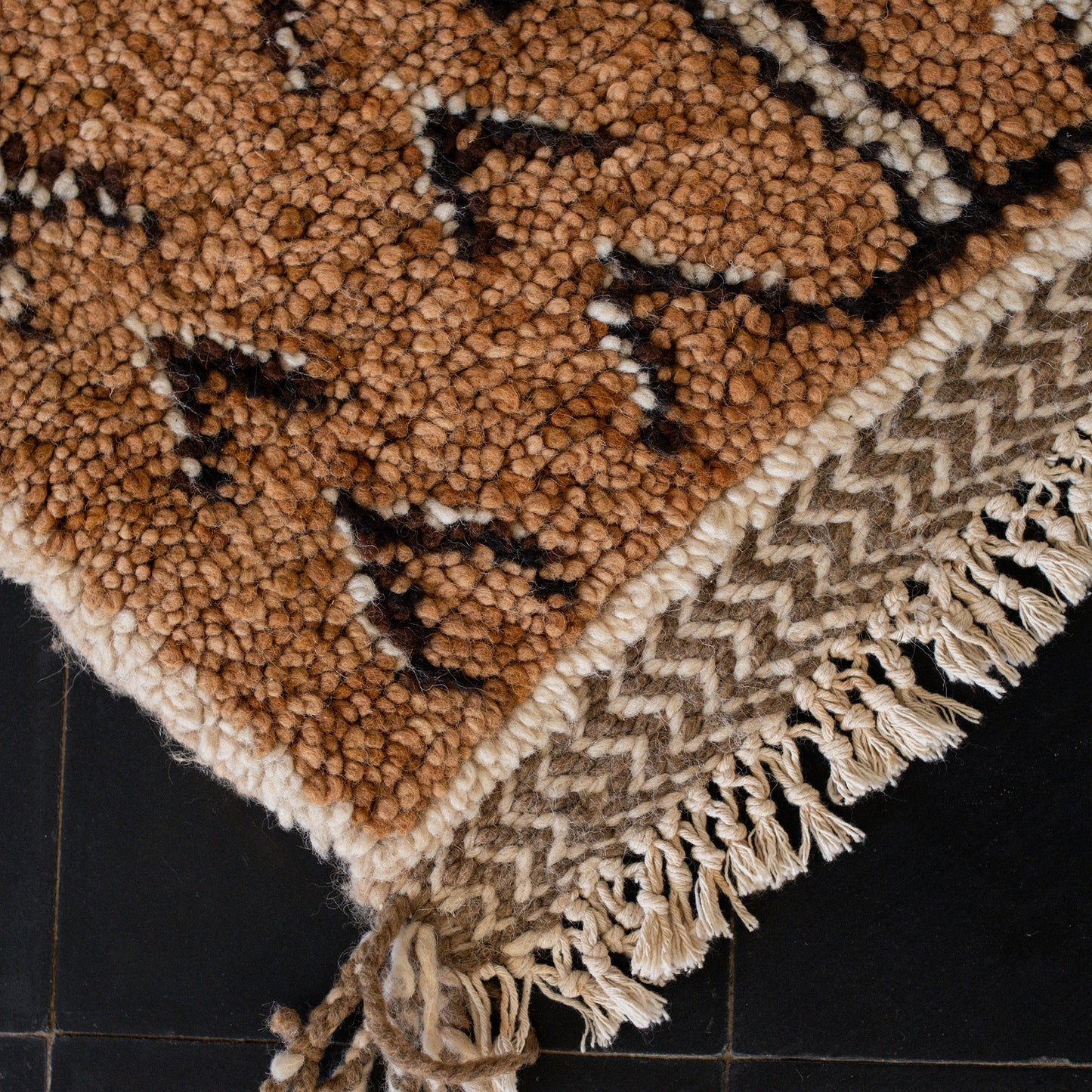 Brown Azilal Rug – Authentic Handmade Moroccan Wool Carpet with Natural Dyes