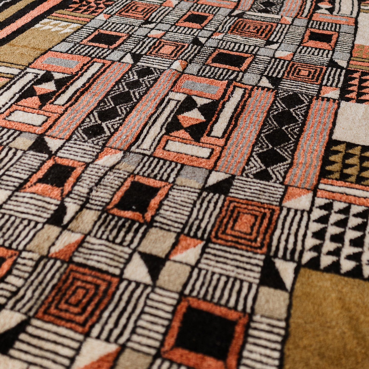 Colorful Azilal Rug – Large Handmade Moroccan Wool Carpet with Geometric Berber Patterns