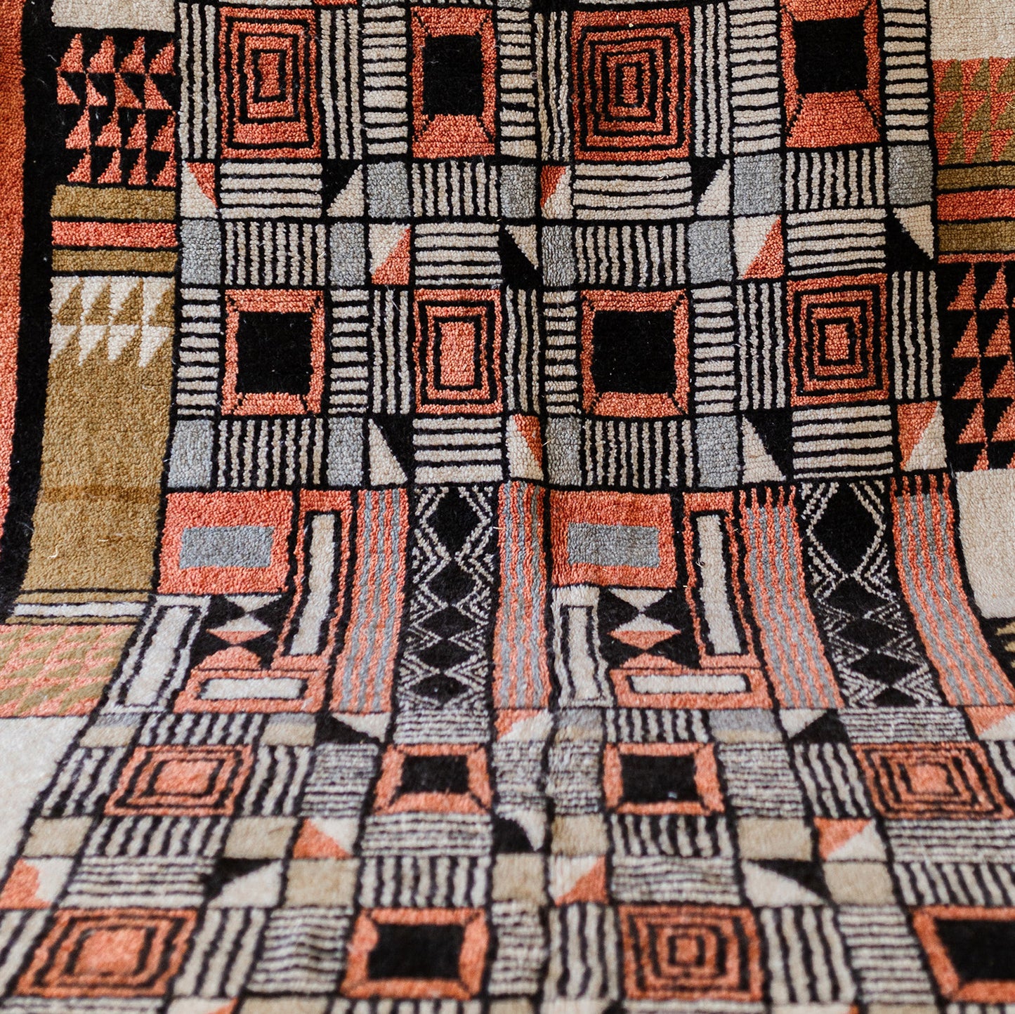 Colorful Azilal Rug – Large Handmade Moroccan Wool Carpet with Geometric Berber Patterns