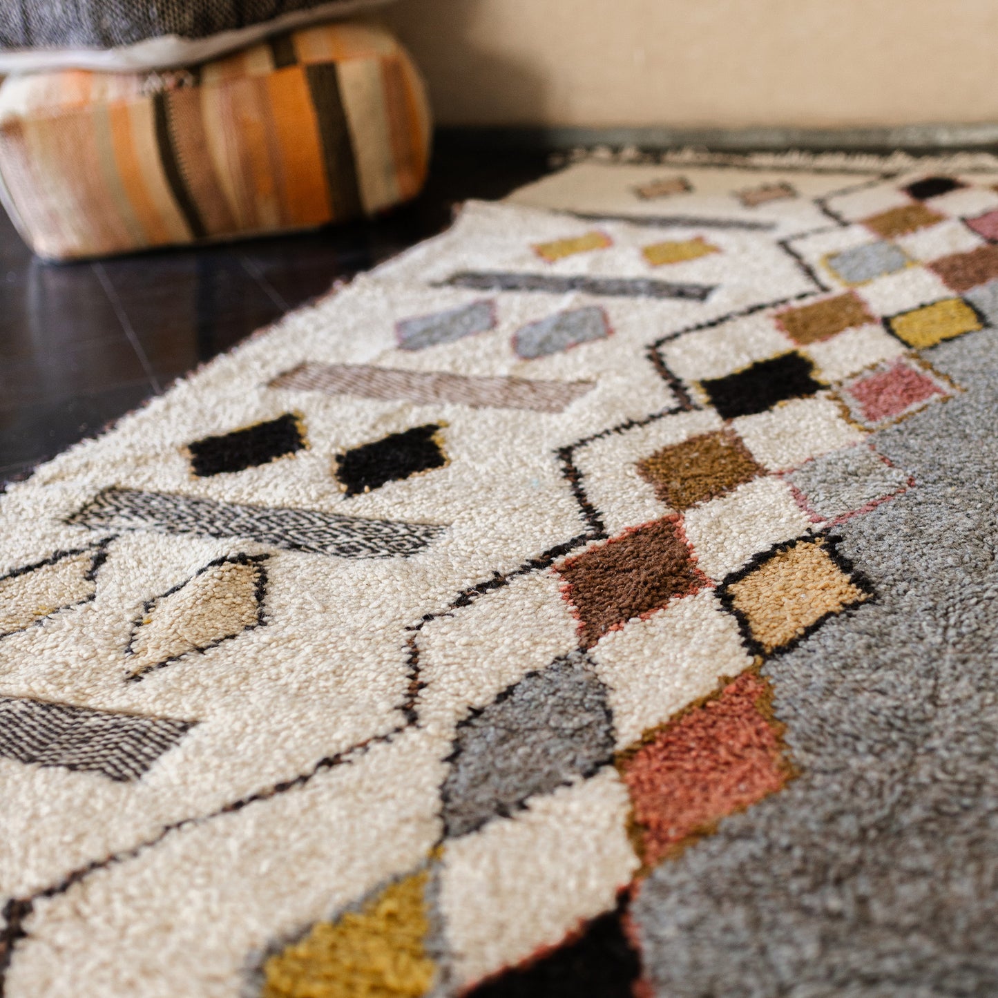 White Azilal Rug – Handmade Moroccan Wool Carpet with Multicolored Diamond Patterns