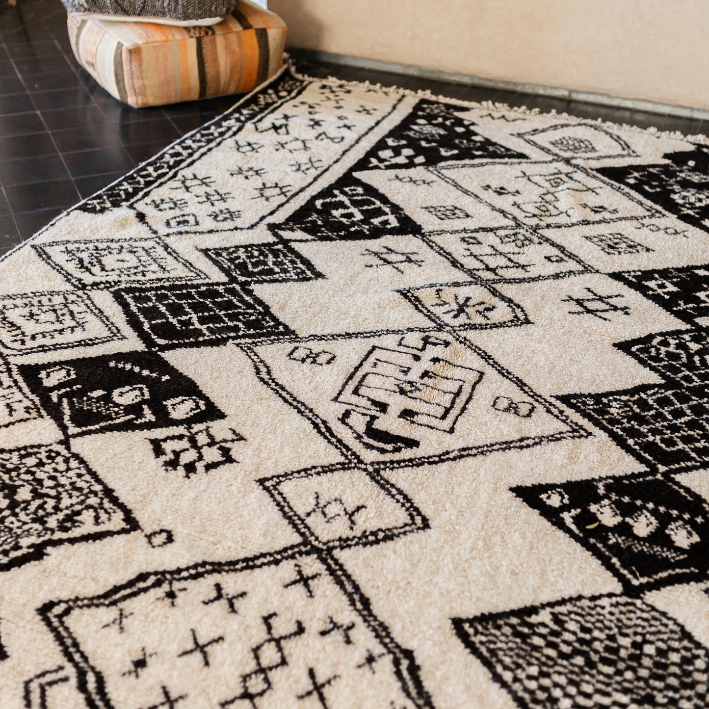 Black and White Azilal Rug – Handmade Moroccan Wool Carpet with Berber Figures