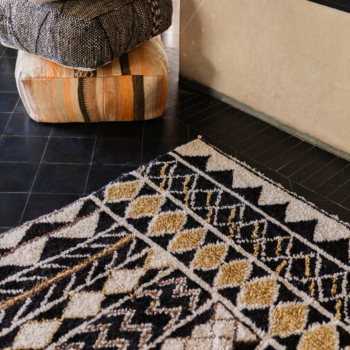 Azilal Rug – Handmade Moroccan Wool Carpet in Black, White, and Yellow Tones