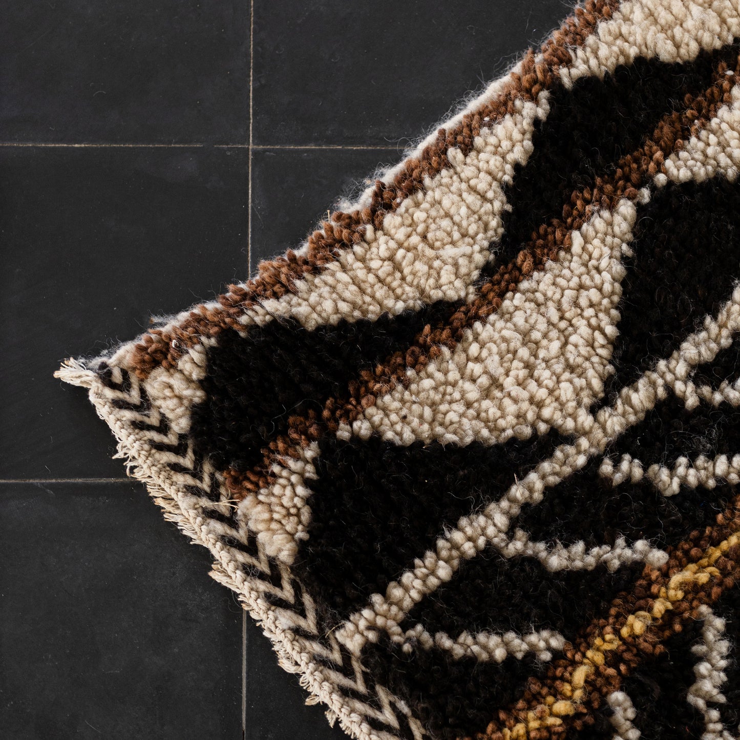 Azilal Rug – Handmade Moroccan Wool Carpet in Black, White, and Yellow Tones