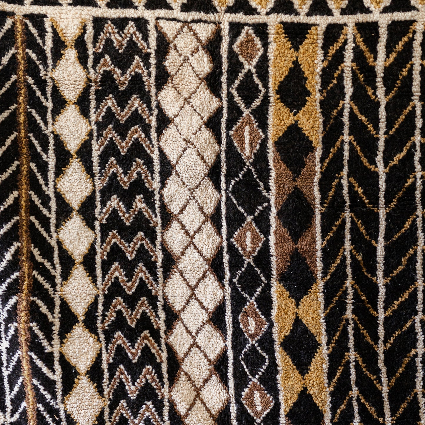 Azilal Rug – Handmade Moroccan Wool Carpet in Black, White, and Yellow Tones