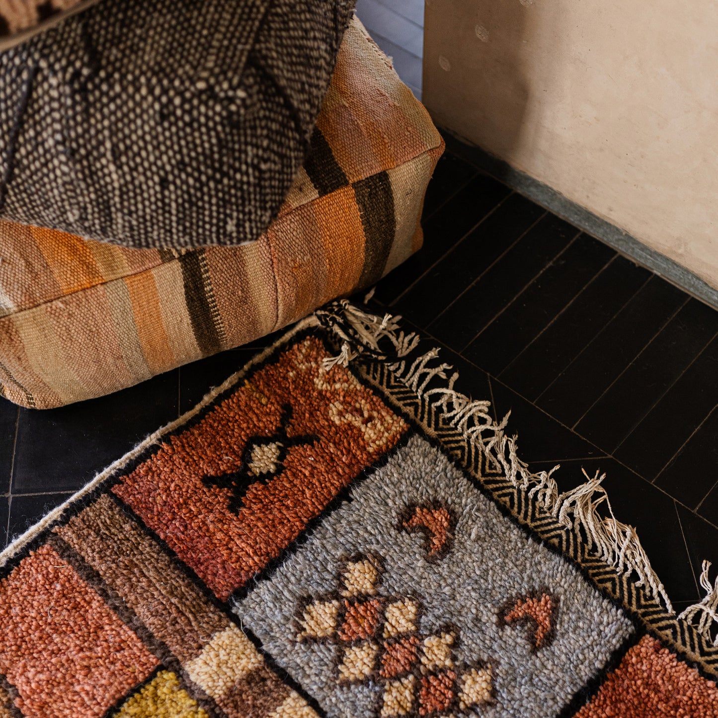 Large Azilal Rug – Handmade Moroccan Wool Carpet with Geometric Shapes and Berber Symbols