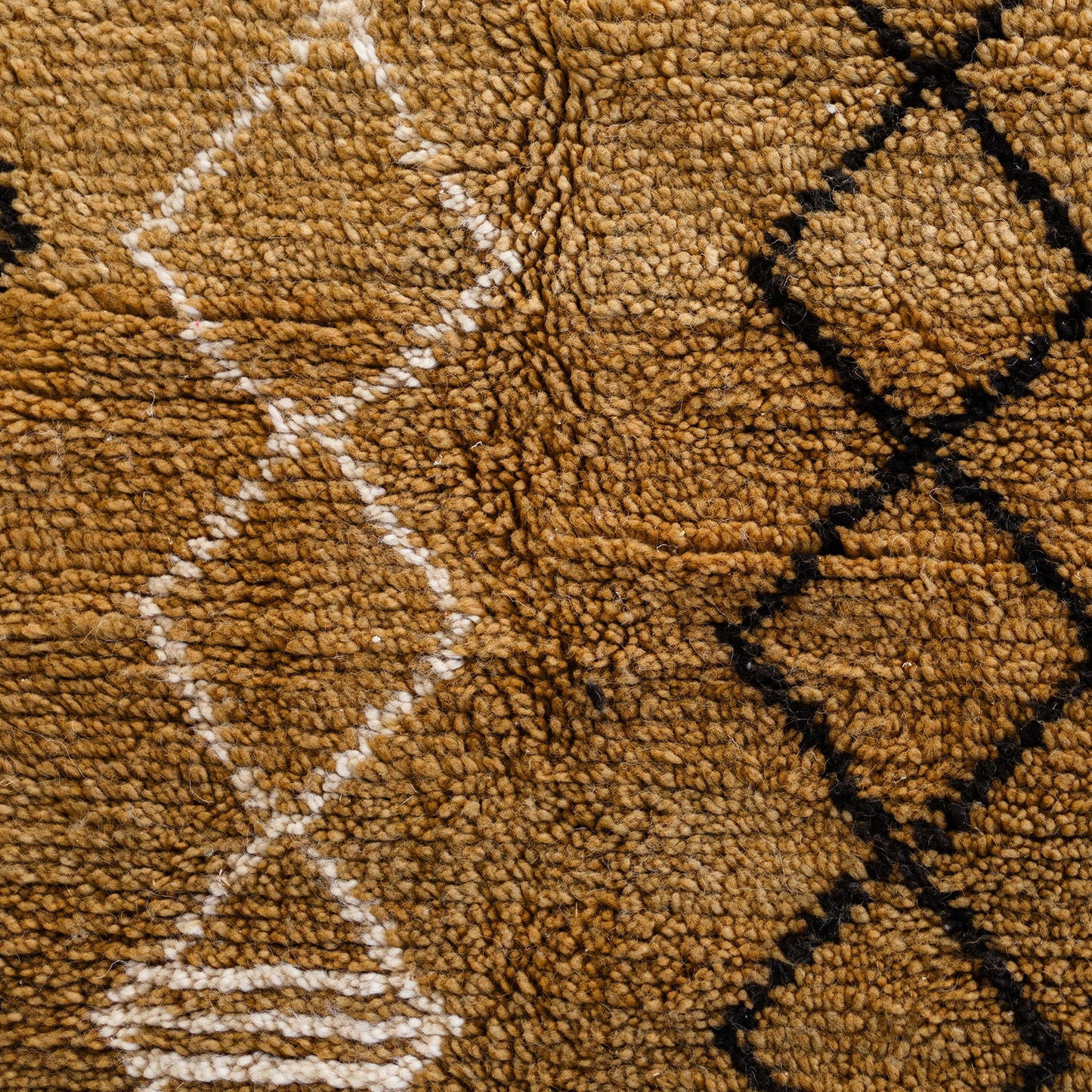 Yellow Azilal Rug – Handmade Moroccan Wool Carpet with Warm Bohemian Charm