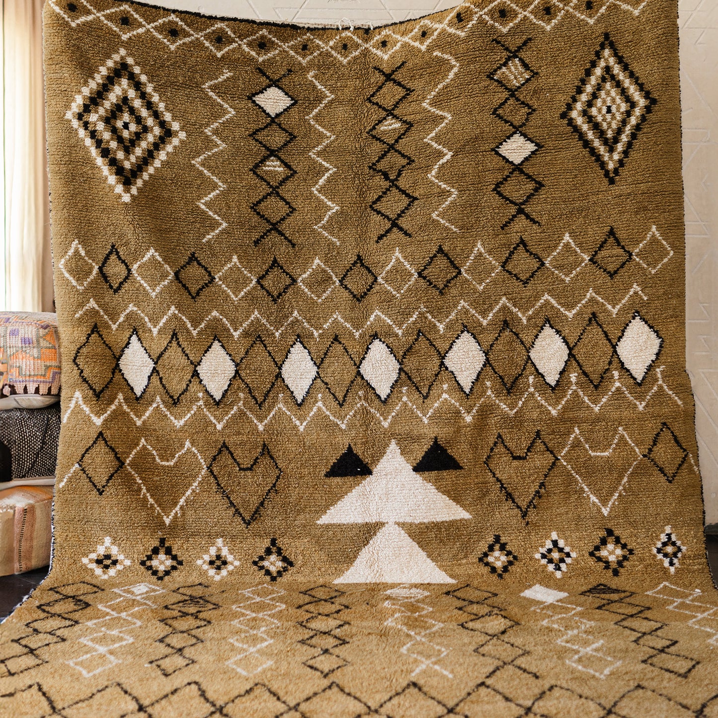 Yellow Azilal Rug – Handmade Moroccan Wool Carpet with Warm Bohemian Charm