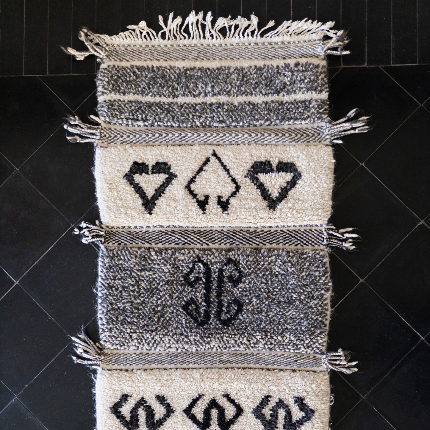 Azilal Rug โ Moroccan Handmade Wool Carpet