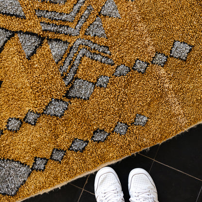Yellow Azilal Rug – Authentic Handmade Moroccan Wool Carpet