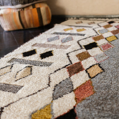 White Azilal Rug – Handmade Moroccan Wool Carpet with Multicolored Diamond Patterns