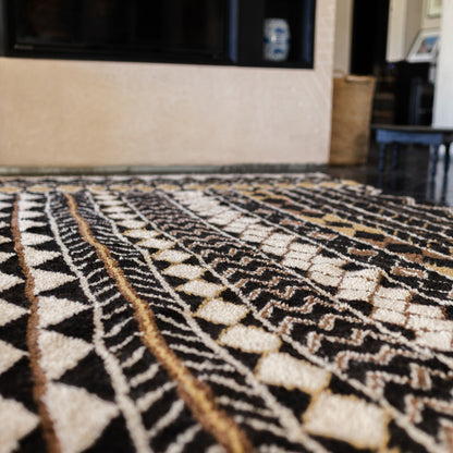 Azilal Rug – Handmade Moroccan Wool Carpet in Black, White, and Yellow Tones
