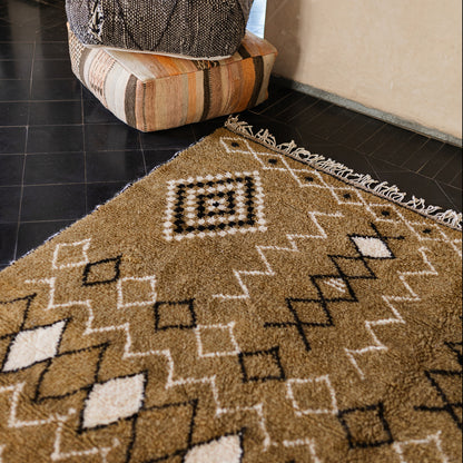Yellow Azilal Rug – Handmade Moroccan Wool Carpet with Warm Bohemian Charm
